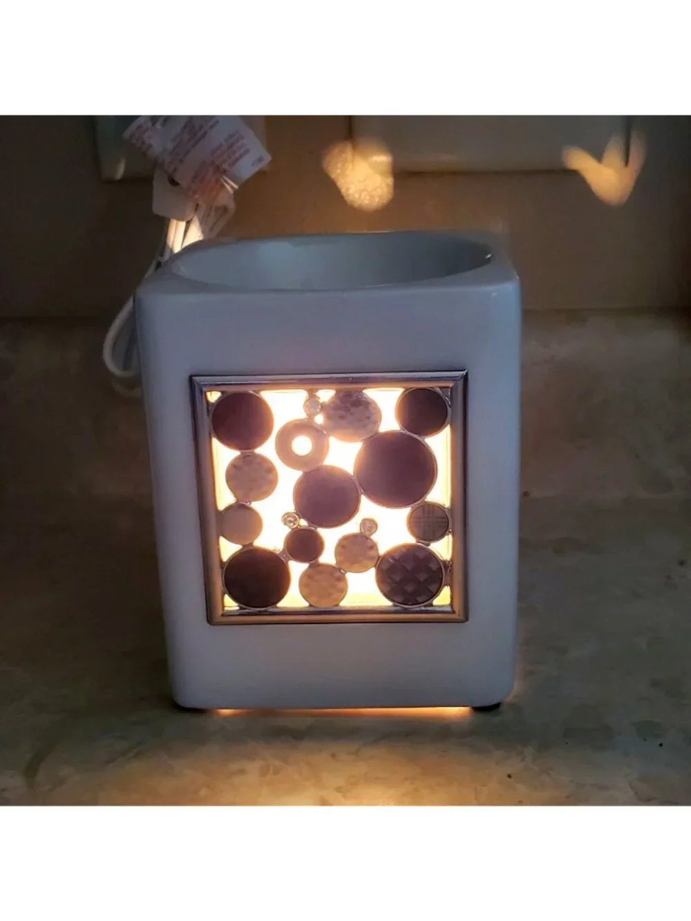 Scentsy Custom Sleek White Full Size Warmer with Dazzle Bling Gallery Frame